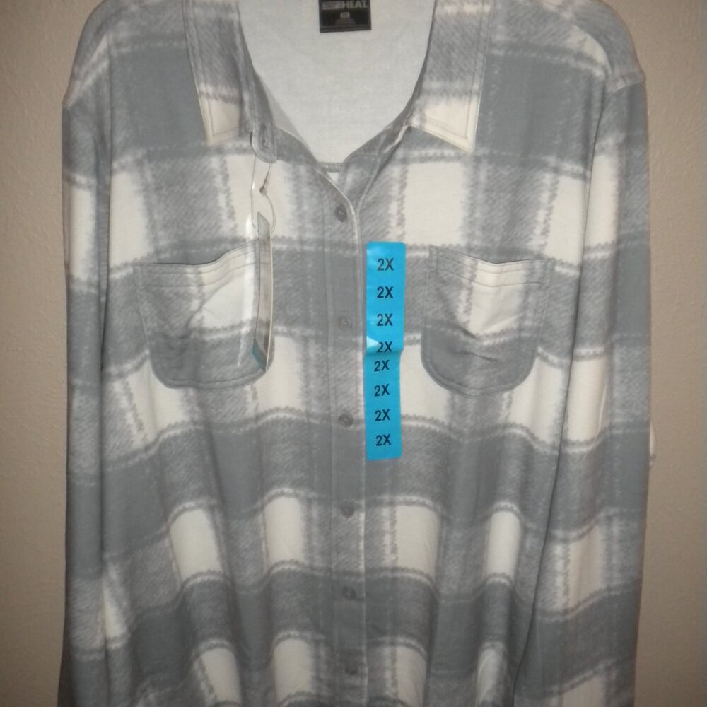 32 Degrees Women's Plus Size 2X Pristine Gray Soft Long Sleeve Shirt NWT - Picture 3 of 6